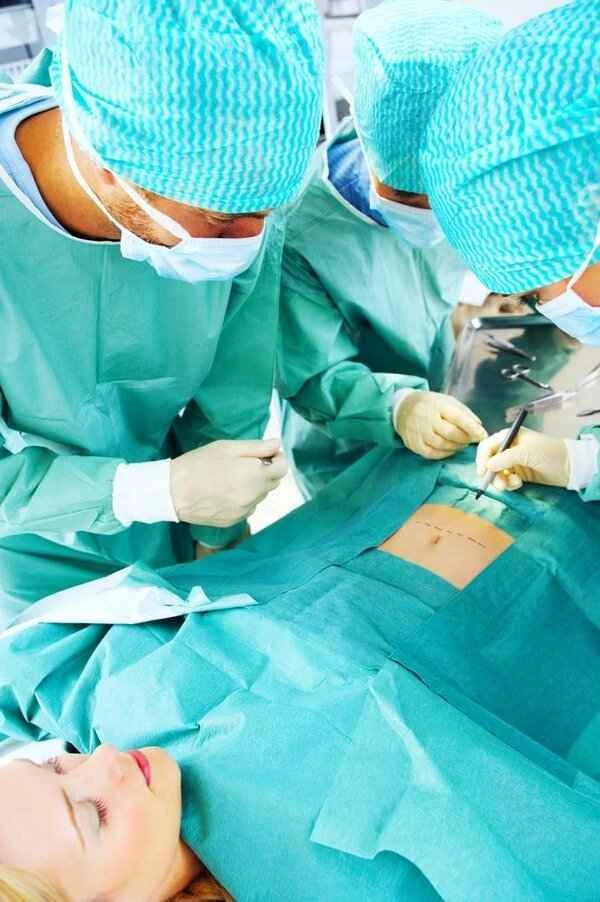 How to remove scars from a second surgery