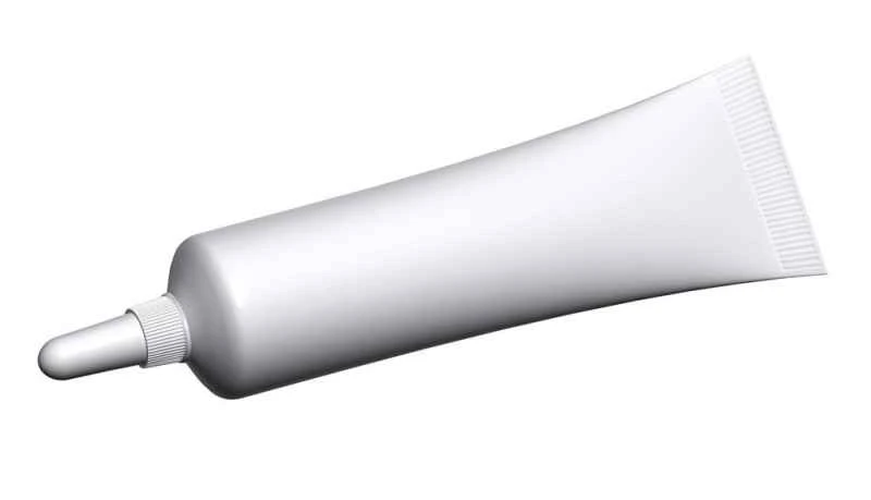 What are some commonly used ointments for psoriasis?