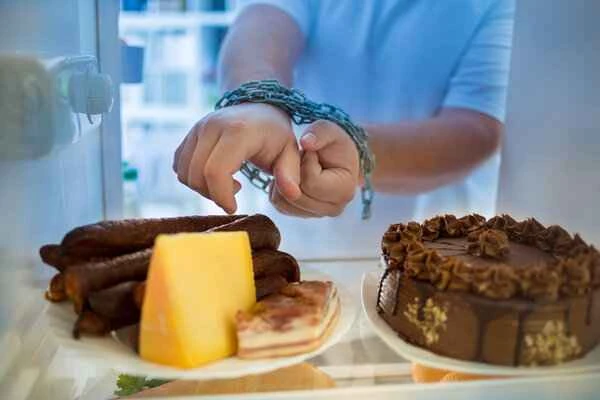 Are there any dietary restrictions after vitiligo surgery?