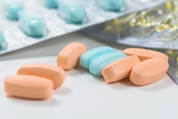 What ointment can remove warts?