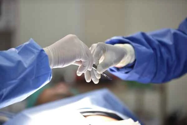 How to repair wounds after scar surgery