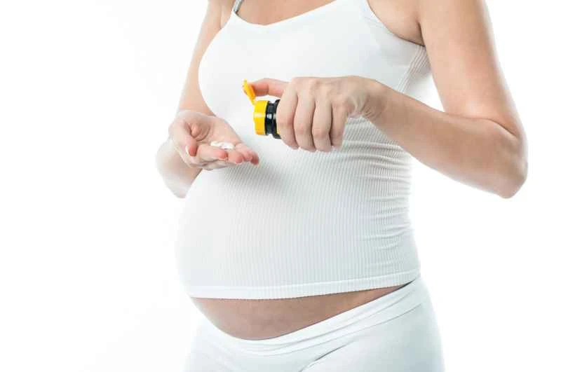 What ointment is most effective for treating anal eczema in pregnant women?