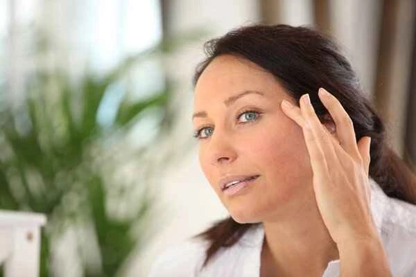 How to cover up keloids