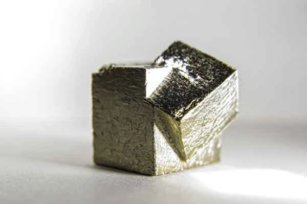 How long does it take for a hard scar on the palm to soften?